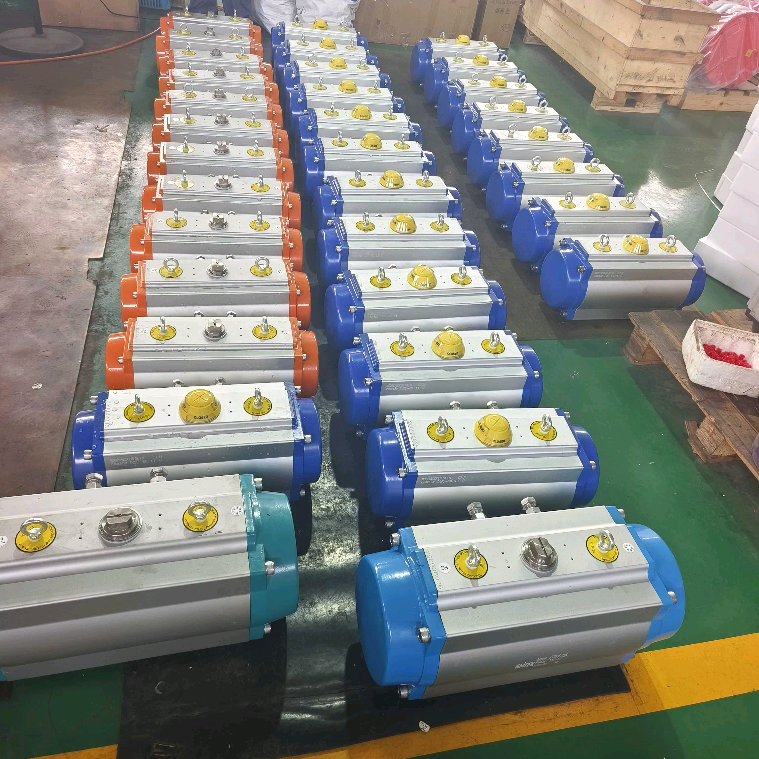 Silver Colour AT Series Pneumatic Rack And Pinion Actuator Pneumatic ...
